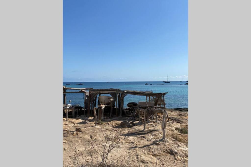 Appartement Nobe Es Pujols Proche Plage, Vue Mer Luaran gambar