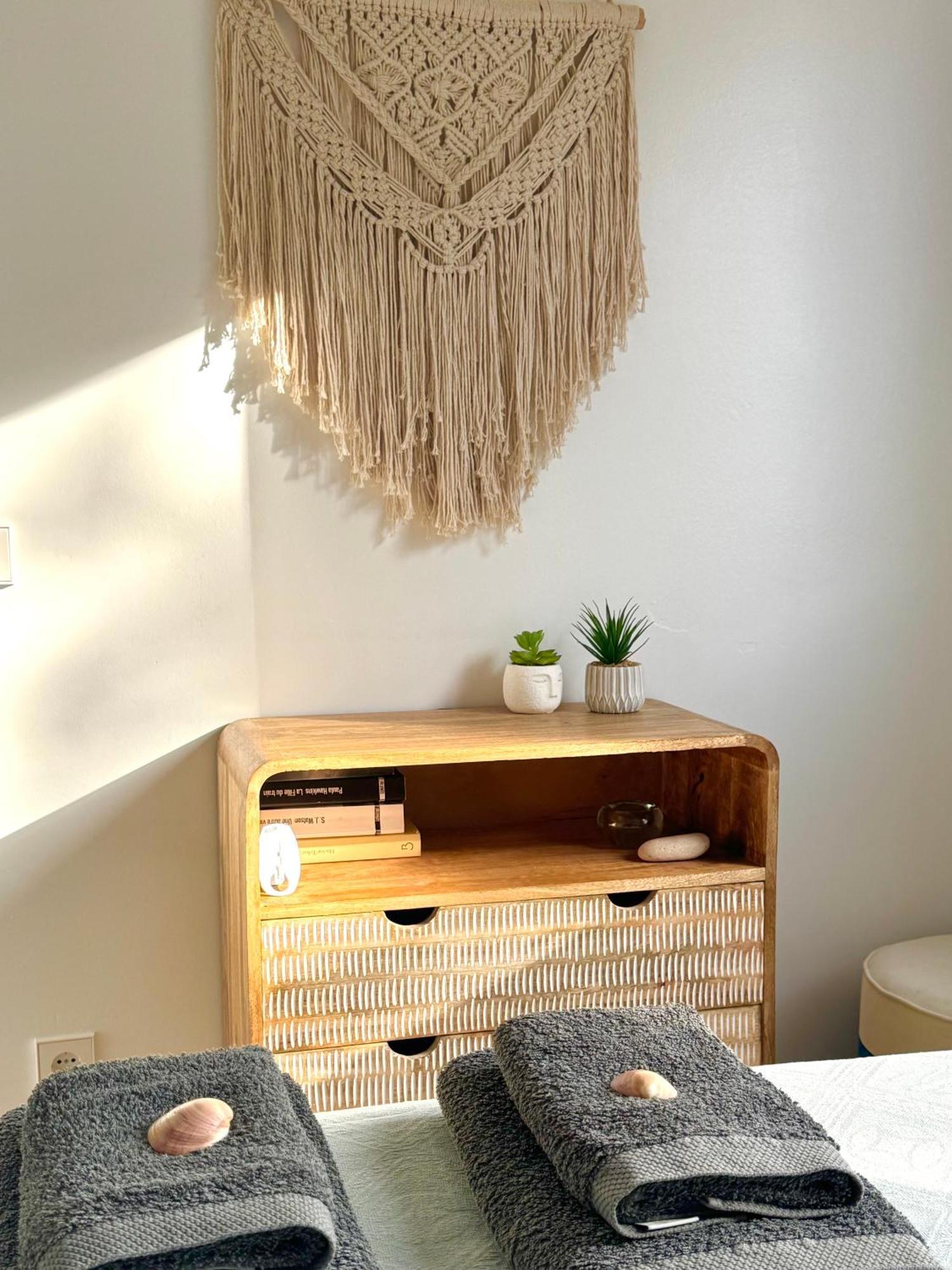 Appartement Nobe Es Pujols Proche Plage, Vue Mer Luaran gambar